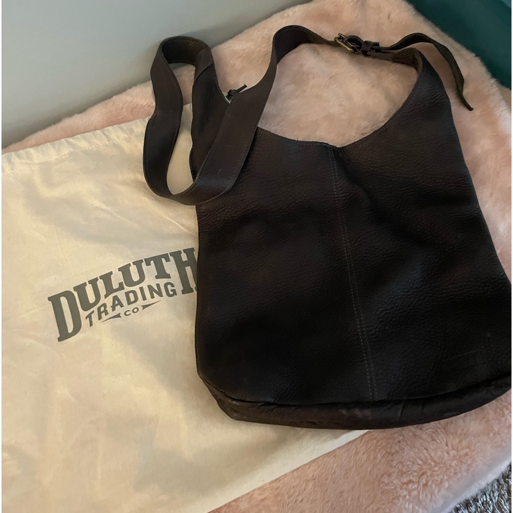 Duluth Trading Lifetime Leather Crossbody